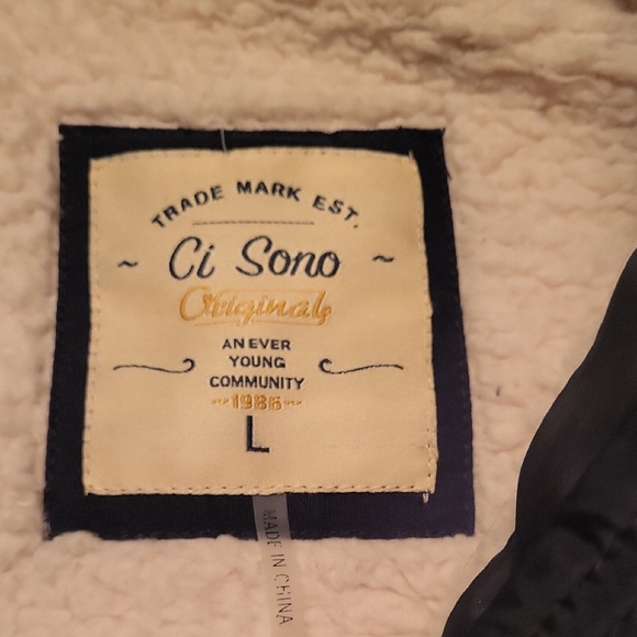 Ci Sono Navy Hooded Puffer Vest - Picture 2 of 5